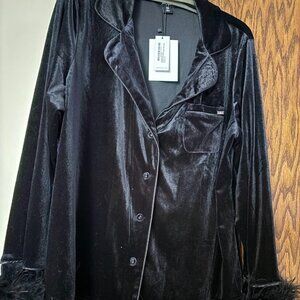Nasty Girl Black / Velvet Top with Detachable Feathers at sleeve - Size 14